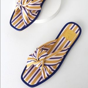 NIB Lulu’s Yellow Stripe Knotted Slide Sandals